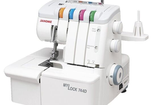 OVERLOCKY JANOME