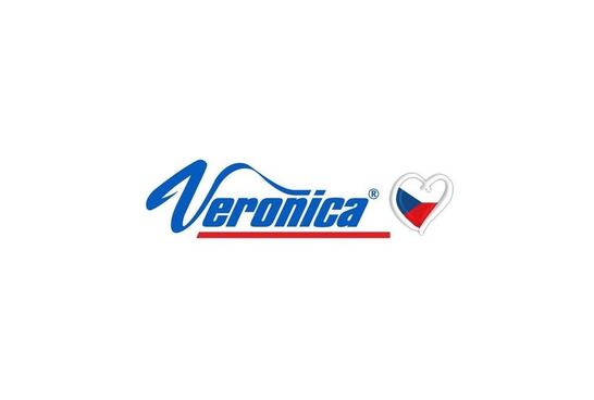 Originální šicí stroj s Veronicou