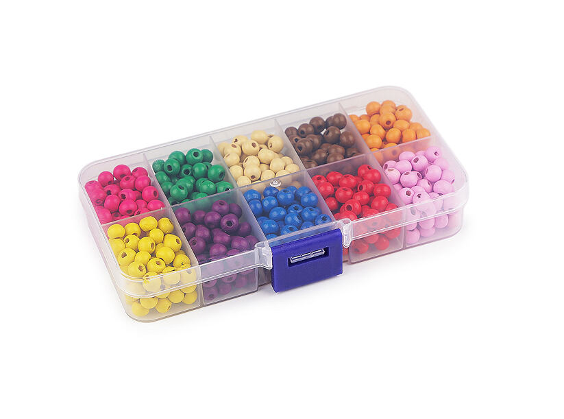 Sada dřevěných korálků v boxu - barevná (600 ks)