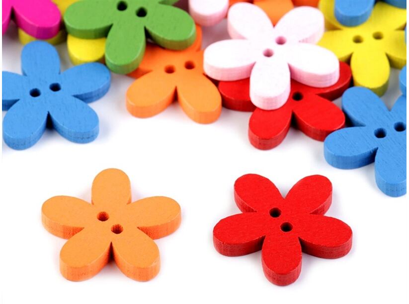 Dřevěný dekorační knoflík květina (mix 10ks)